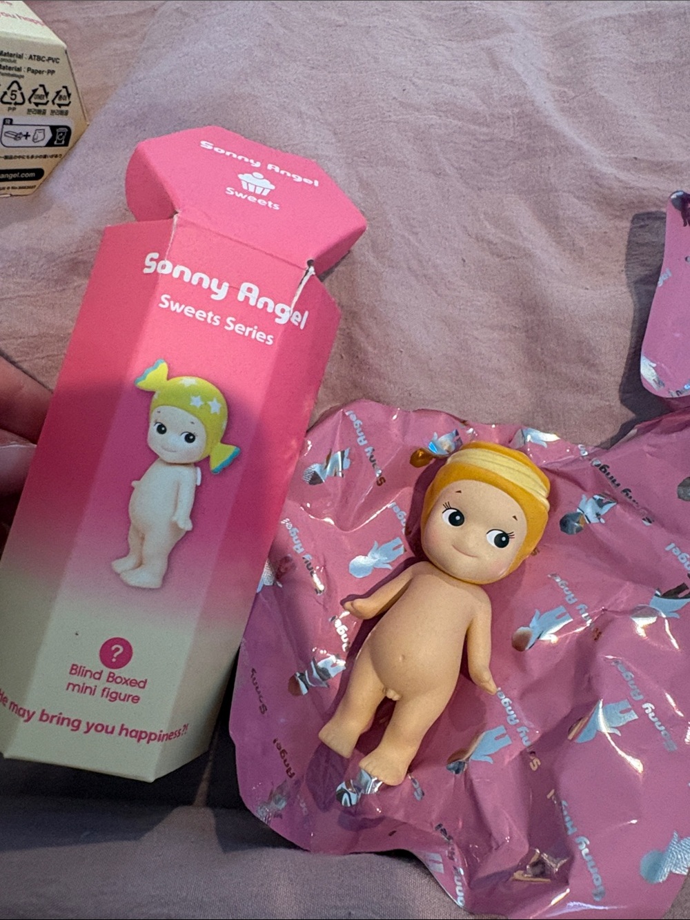 cream puff sonny angel